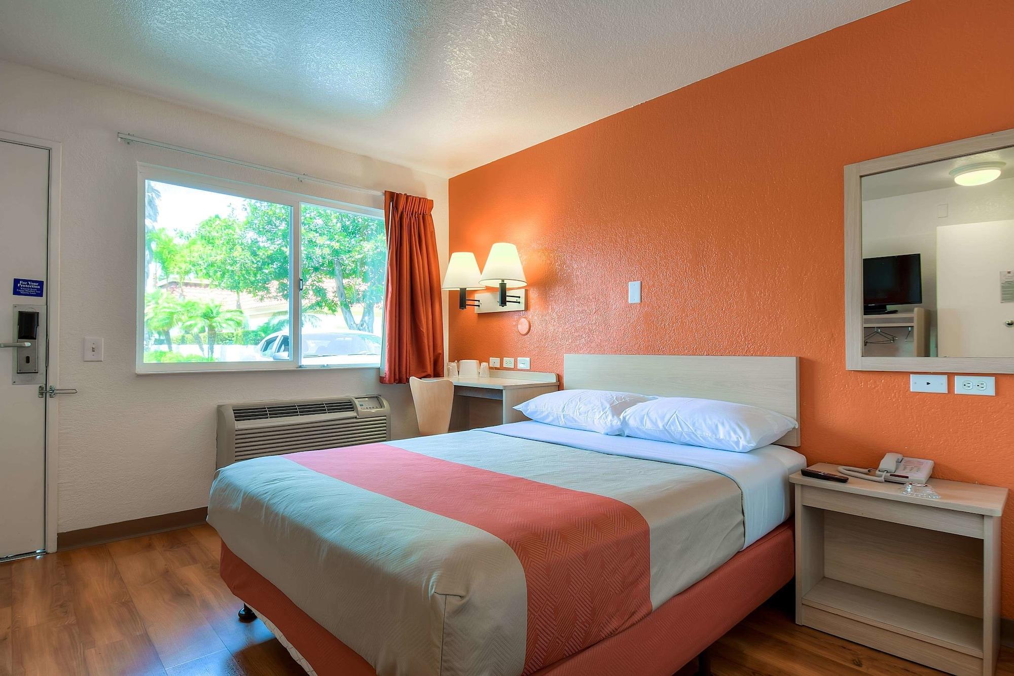 Motel 6-Westminster, Ca - South - Long Beach Area 외부 사진