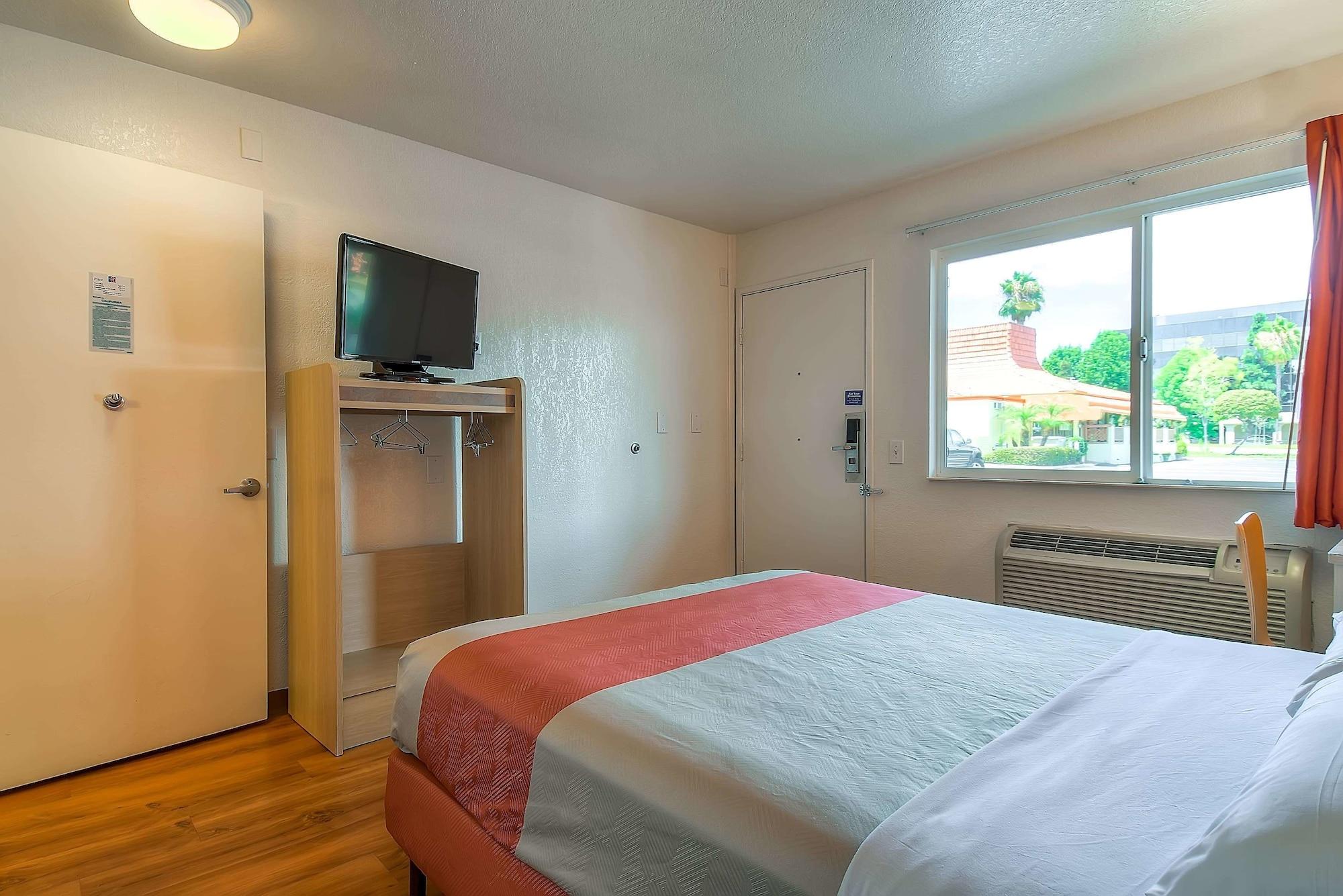 Motel 6-Westminster, Ca - South - Long Beach Area 외부 사진